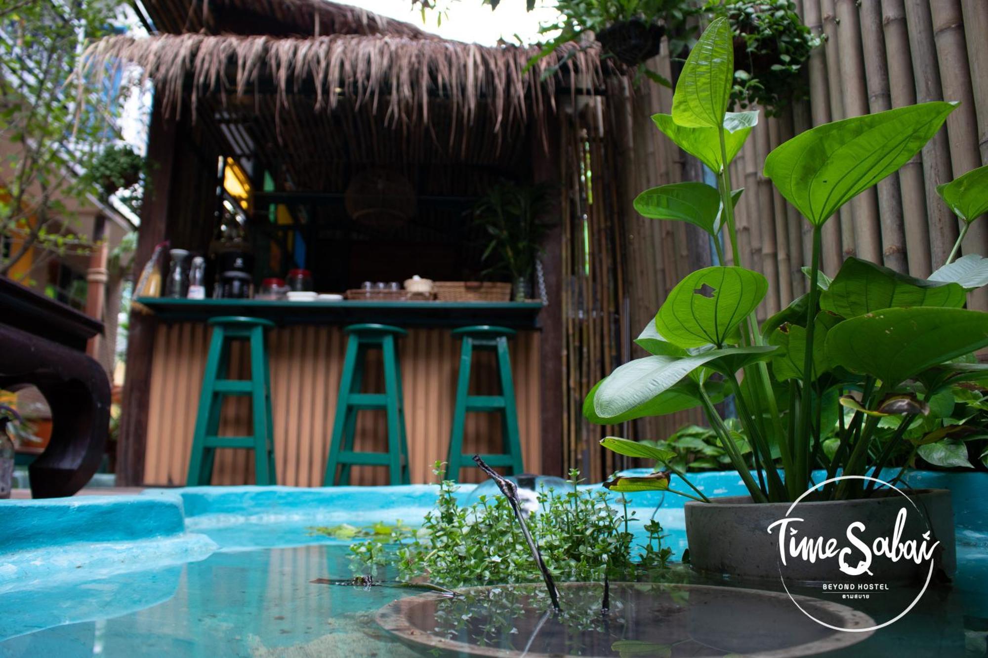 Time Sabai 134 Hostel Bangkok Buitenkant foto