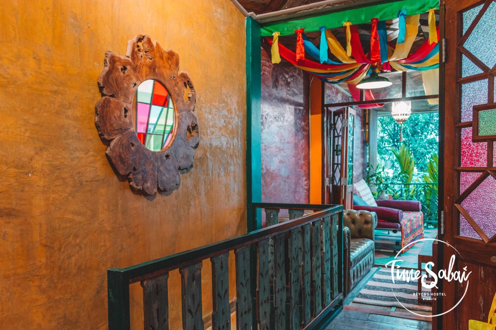 Time Sabai 134 Hostel Bangkok Buitenkant foto